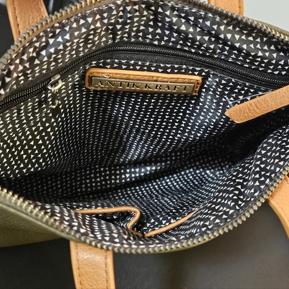Bree Crossbody Bag by Antik Kraft (Olive color) - Picture 6 of 6